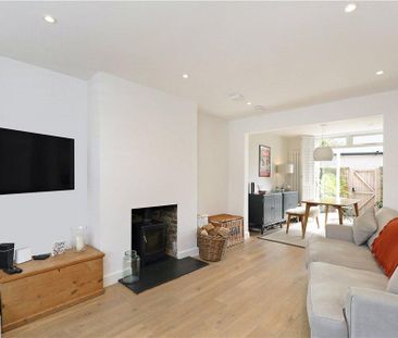 3 bedroom terraced house to rent - Photo 1