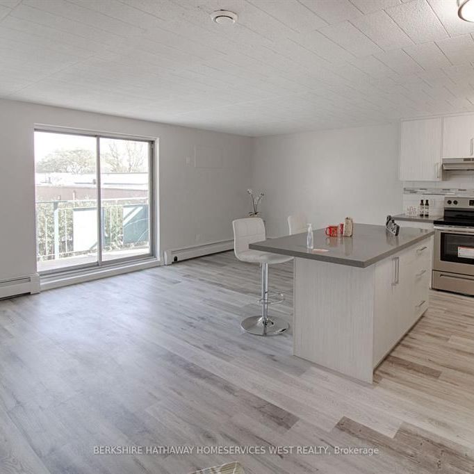 For Lease - 6287 O'Neil Street Unit# 16, Niagara Falls, Ontario - Photo 1