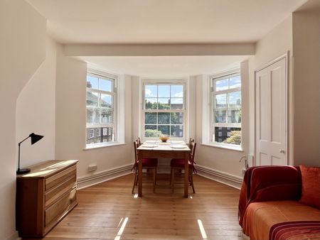 Flat to rent - Green Hundred Road, London, SE15 - Photo 5