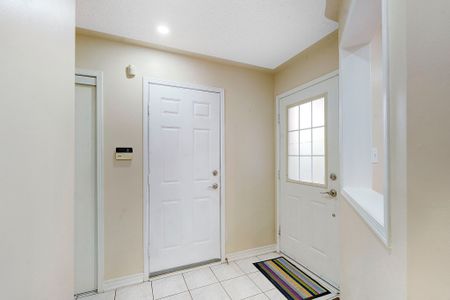 For Lease - 7186 Waldorf Way, Mississauga, Ontario - Photo 3