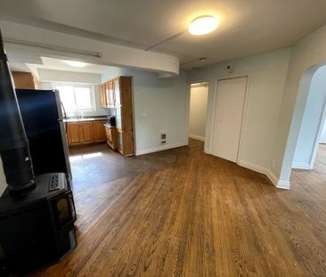 For Lease - 36 Essex Street Unit# B, Guelph, Ontario - Photo 2