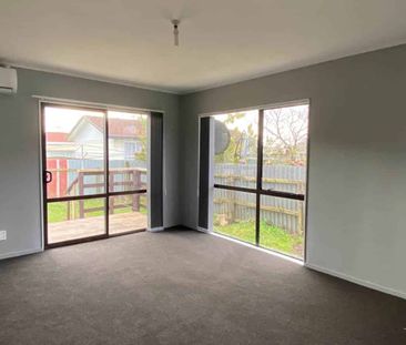 Stylish Entertainer Close To Local Attractions - Photo 2