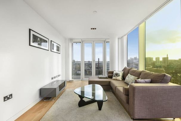 Avantgarde Tower, Avantgarde Place, E1 - Photo 1