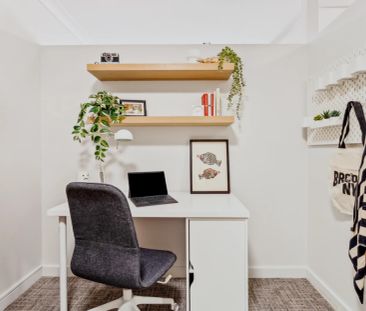 Urban Twin 03 - Photo 2