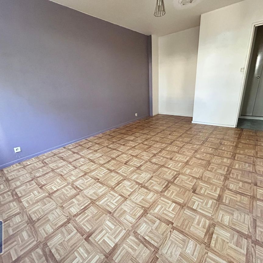 Location Appartement 2 pièces 48m² ST ETIENNE 42100 - Photo 1