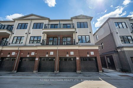 For Lease - 49 Matawin Lane, Richmond Hill, Ontario - Photo 2