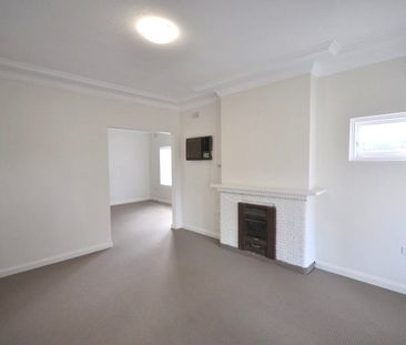 SPACIOUS FAMILY HOME - Photo 1