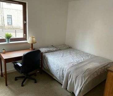 Newington, EH8, Edinburgh - Photo 3