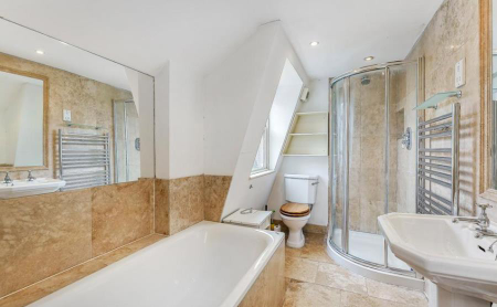 3 bedroom apartment to rent - Photo 4