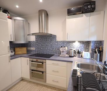 2 bedroom flat to rent - Photo 6