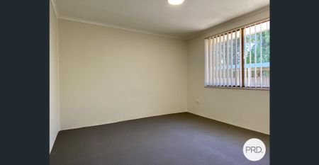 CENTRALLY LOCATED! - Photo 3