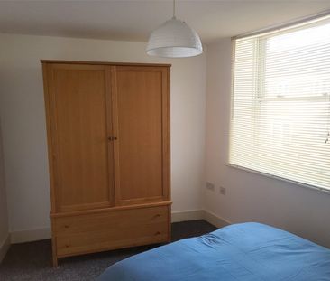 Textile Street, Dewsbury, West Yorkshire, WF13 - Photo 4