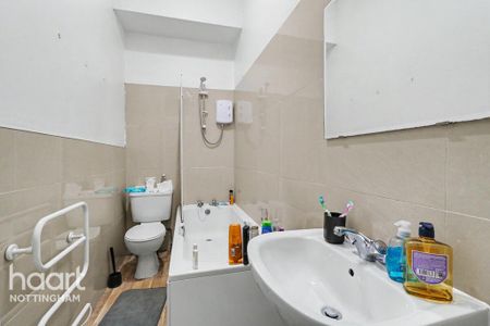 1 bedroom flat to rent - Photo 5