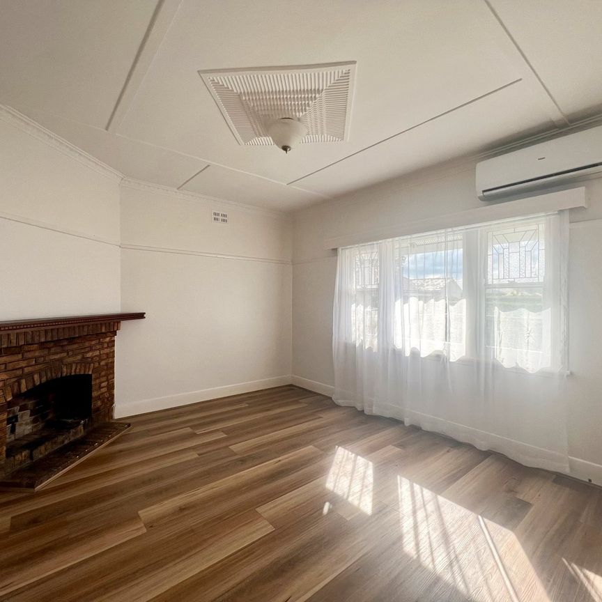 Light, Bright & Renovated Throughout - Photo 1