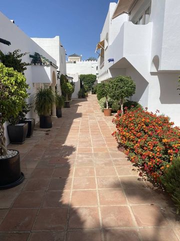 3 bedroom luxury Villa for rent in Puerto Banus, Spain - Photo 2