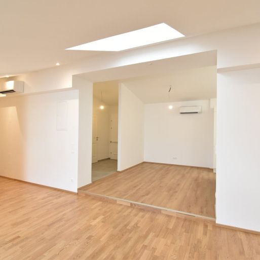 Erstbezug | TOP-Sanierte 4-Zimmer- DG- Wohnung | klimatisiert | Gemeinschaftsgarten - Photo 1