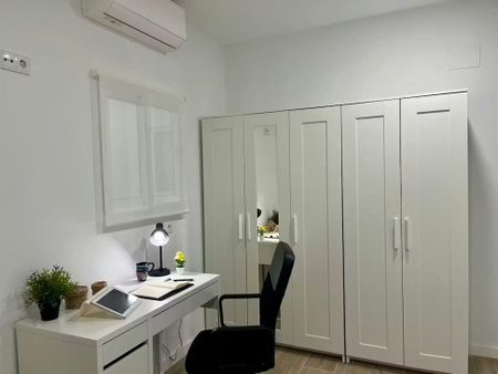 Carrer Balmes, Burjassot, Valencian Community 46100 - Photo 2