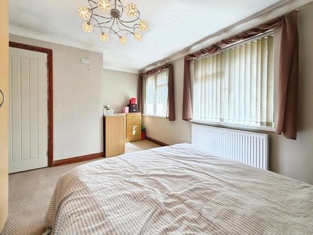 2 bedroom House To Let Total Size: 732 SQ FT - Photo 4