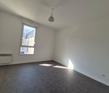 Location Appartement 2 pièces 51m² - Photo 4