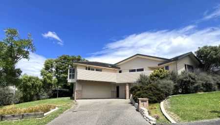 Spacious 5-Bedroom Family Gem in Northcross - Photo 4