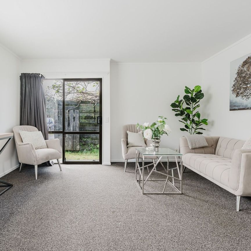 Central location - Photo 1