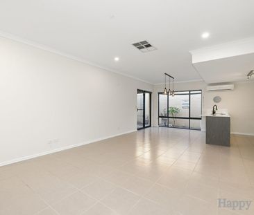 Modern Family Living in Prime Canning Vale Location - Photo 6
