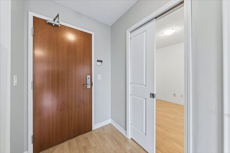 For Lease - 1403 Royal York Road Unit# 708, Toronto, Ontario - Photo 3