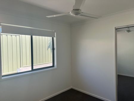 22 Kashmir Circuit, Greenbank QLD 4124 - House For Rent | Domain - Photo 5