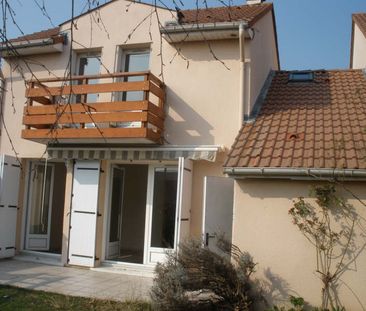 Location Maison 5 pièces 77m² - Photo 6
