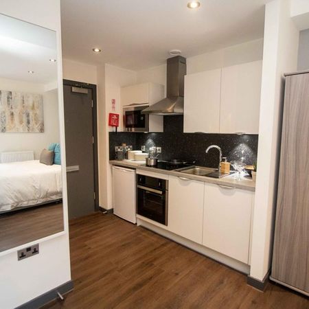 1 bedroom flat to rent - Photo 4