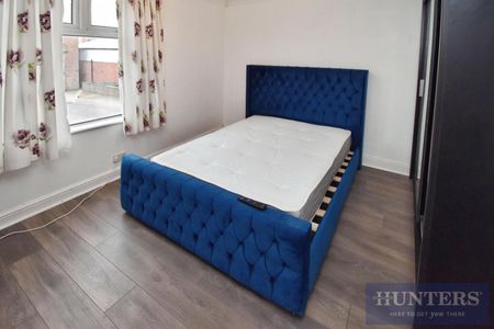 2 bedroom House To Let Total Size: 684 SQ FT - Photo 4