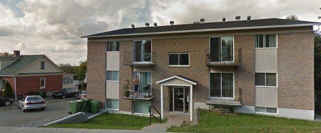 2 CH - 1 SDB - Sherbrooke - $693 /mo - Photo 1