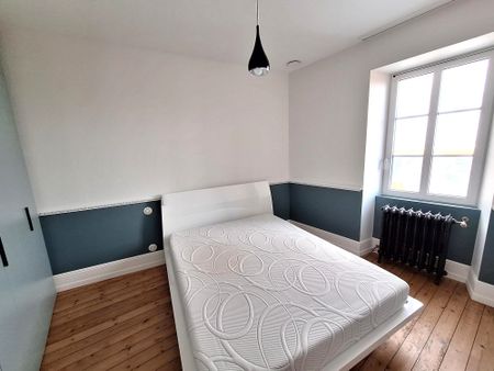 Location Appartement 3 pièces 71m² LES SABLES D OLONNE 85100 - Photo 2