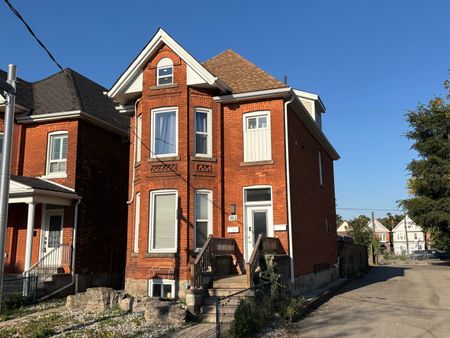 For Lease - 163 Wentworth Street Unit# Main, Hamilton, Ontario - Photo 2