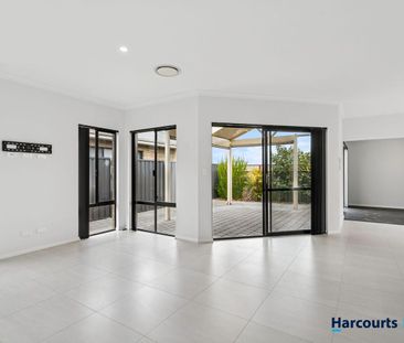 Location. Layout. Lifestyle. Modern Landsdale Living! - Photo 3