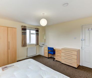 8 bedroom house to rent - Photo 6