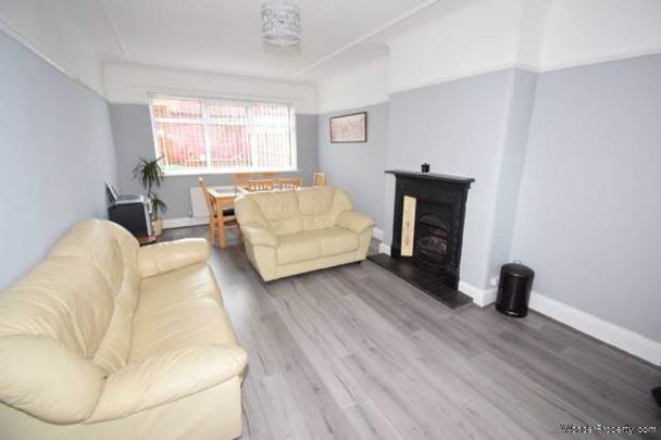 3 bedroom property to rent in Wirral - Photo 1