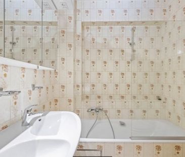 Appartement te huur in Oostende voor € 900 met 3 slaapkamers - Photo 2