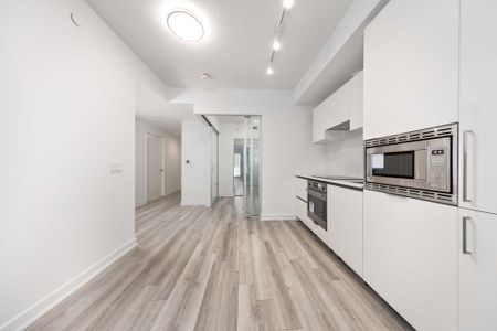 For Lease - 230 Simcoe Street Unit# 1029, Toronto, Ontario - Photo 2