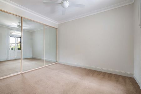 184 Beattie Street, Balmain NSW 2041 - Terrace For Rent | Domain - Photo 2