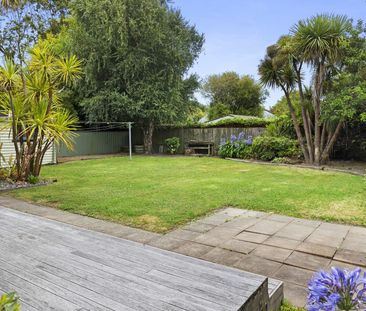 Lovely Four Bedroom Family Home in St Albans - Photo 3