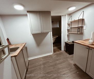 For Lease - 633 Hamilton Road, London East, Ontario - Photo 1