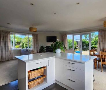 Beautifully Presented 4-Bedroom Home with Private Outdoor Living - Photo 3