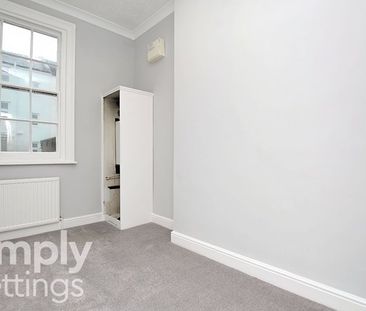 2 Bed property for rent - Photo 2