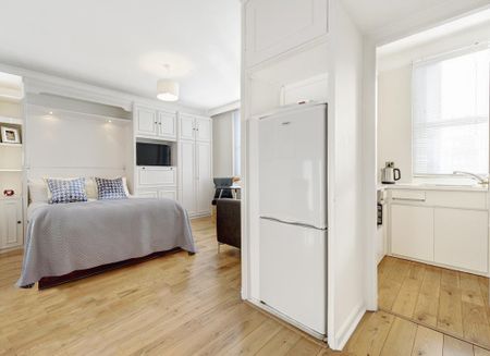 Studio to rent - Photo 2