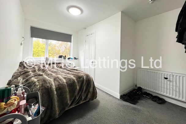 Flat 3, 239 Hyde Park Road, Leeds, LS6 1AG - Photo 1