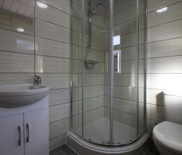 5 bedroom terraced house to rent - Photo 1