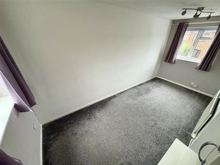 3 bedroom detached house to rent - Photo 4