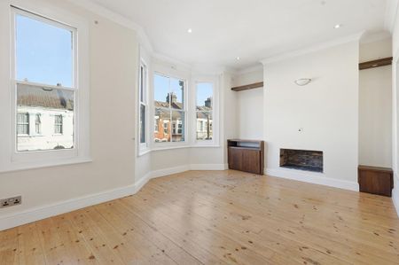 3 bedroom apartment to rent - Photo 2