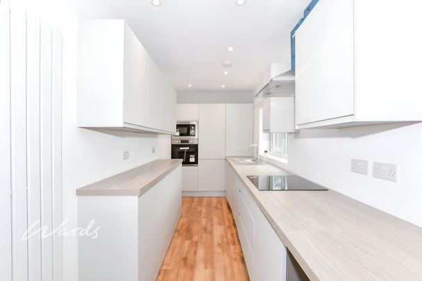 3 bedroom terraced house to rent - Photo 1